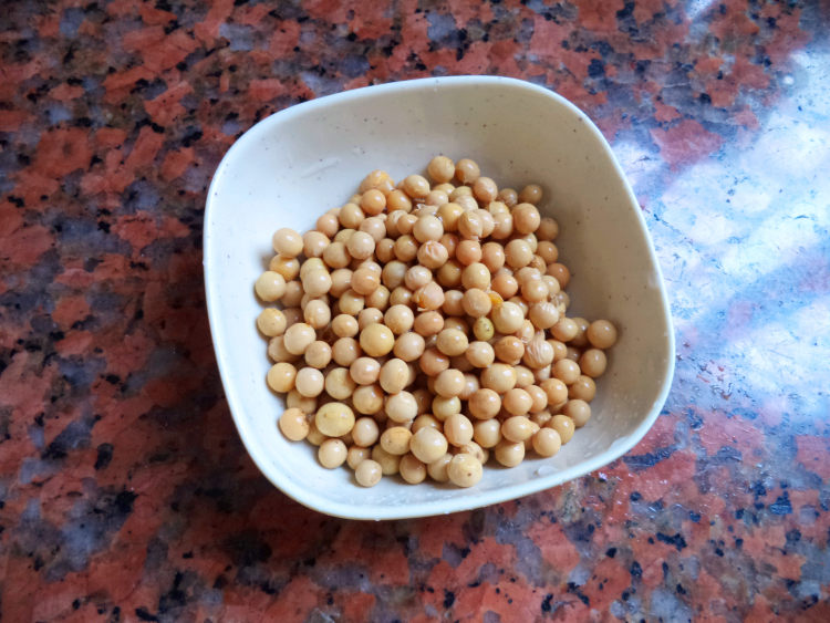 紫菜山药豆浆步骤3