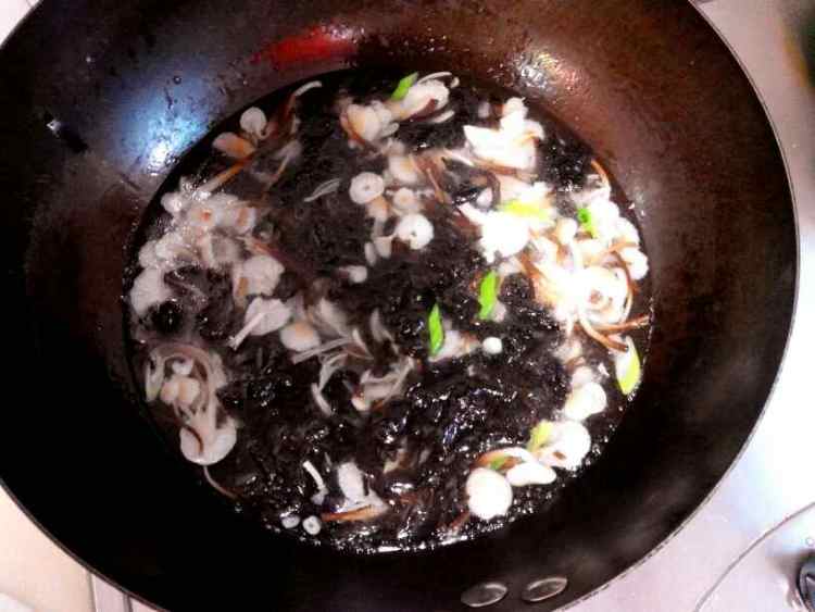 粉丝针菇汤步骤5
