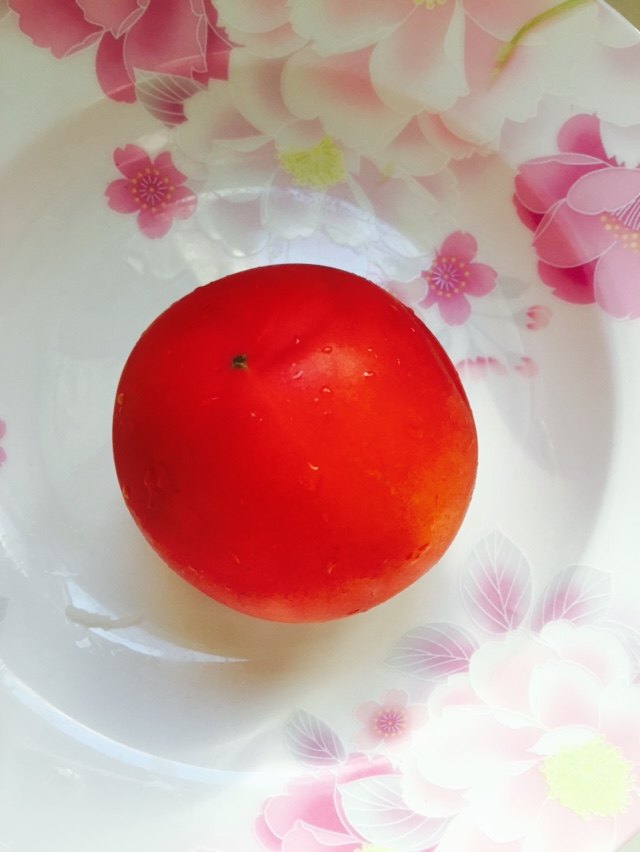 西红柿紫菜蛋汤步骤1