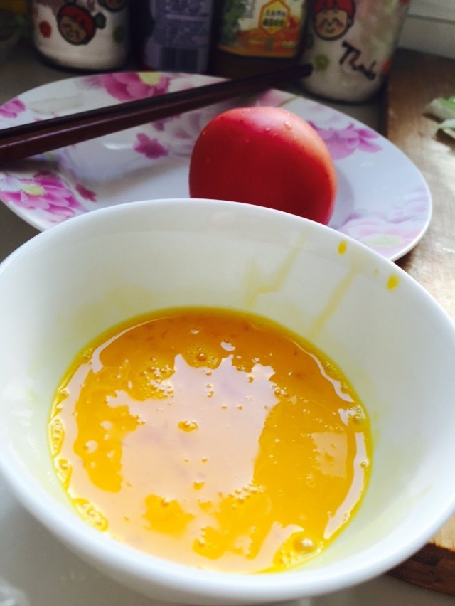 西红柿紫菜蛋汤步骤4