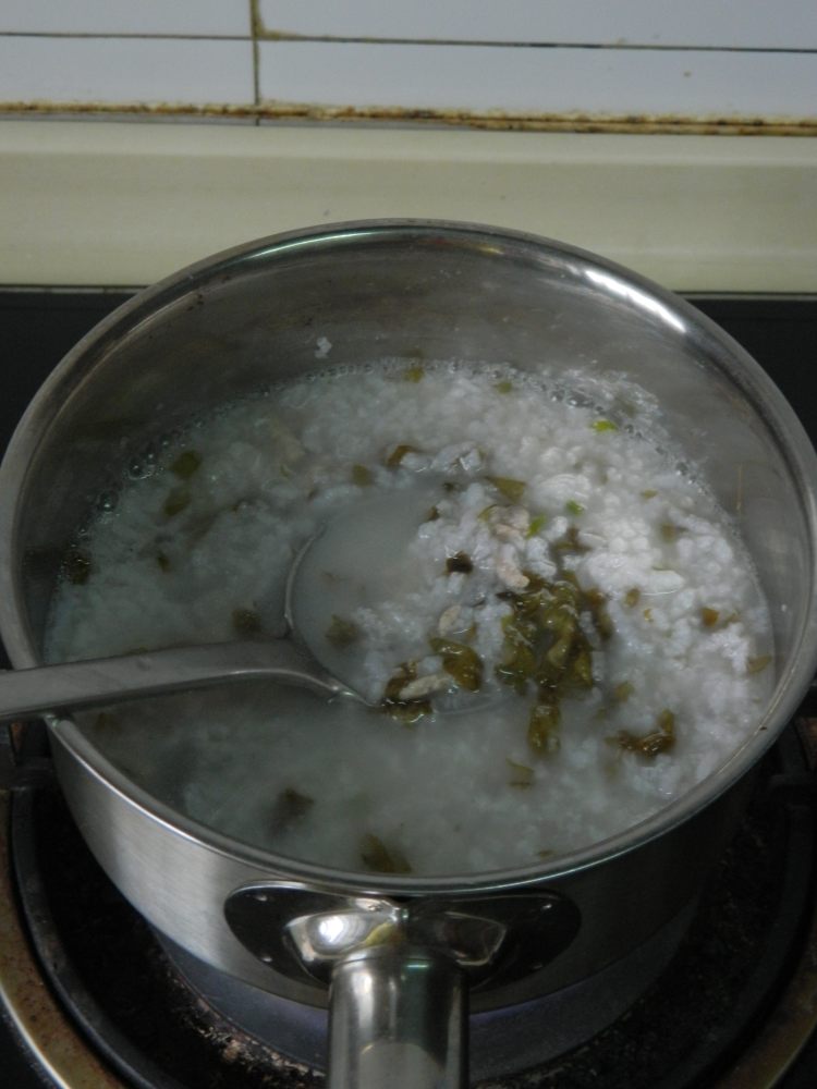 紫菜瘦肉粥步骤7