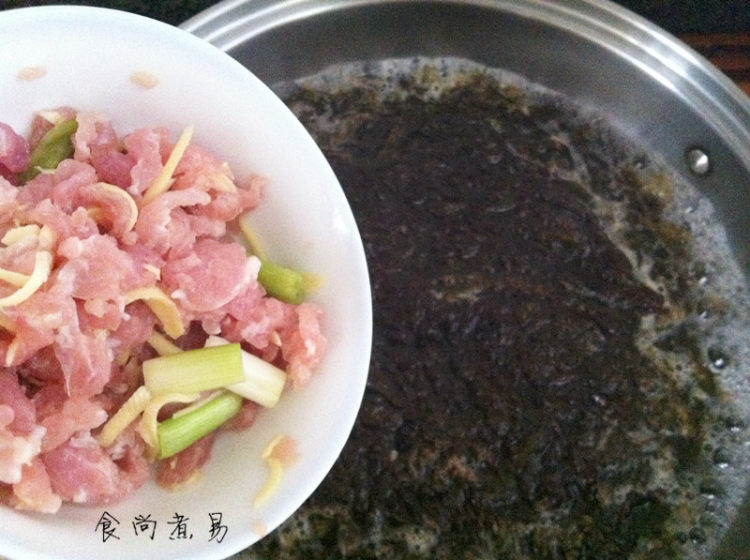 紫菜鸡蛋肉片汤步骤9