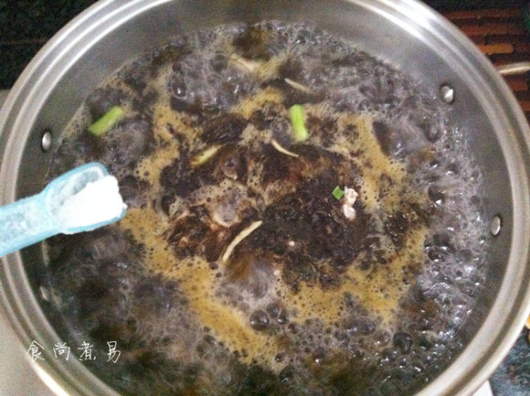 紫菜鸡蛋肉片汤步骤11