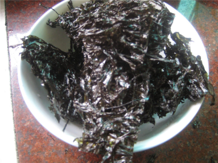 洋葱紫菜蛋汤步骤1