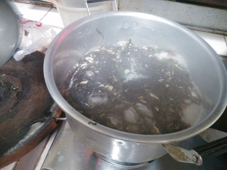 瘦肉鸡蛋紫菜汤步骤6
