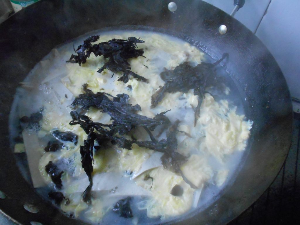 木耳紫菜豆腐汤步骤7