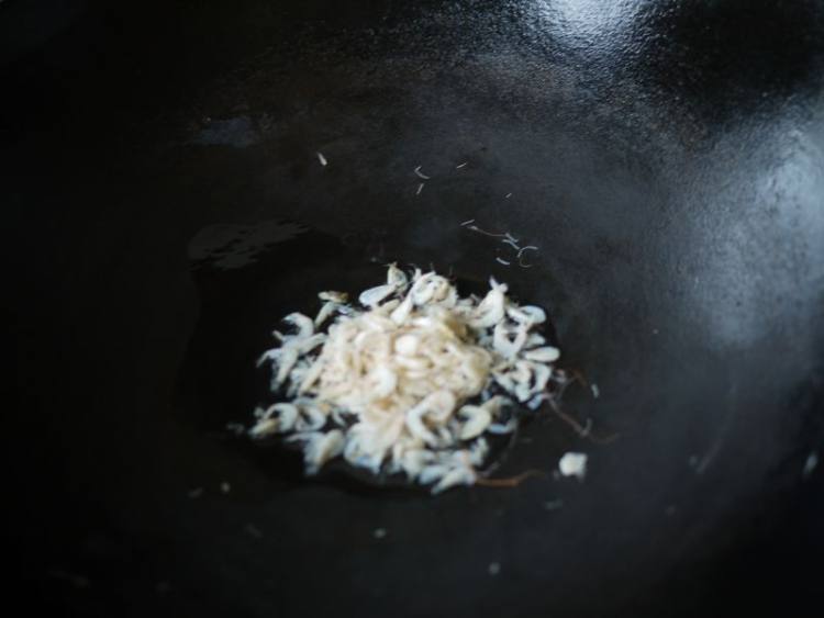 紫菜虾皮汤步骤3