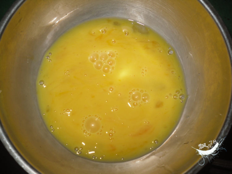 肉丸紫菜蛋花汤步骤5
