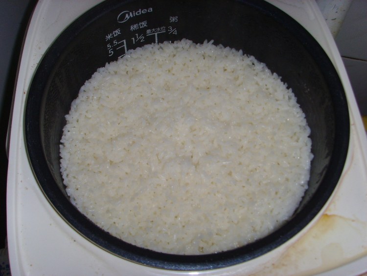 家常紫菜包饭步骤1
