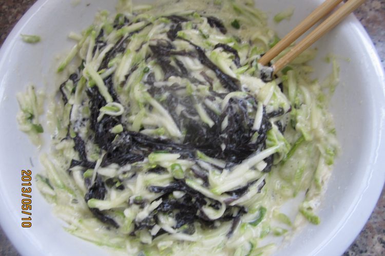 西葫芦紫菜蛋饼步骤5