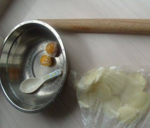 蛋香山药紫菜卷步骤3