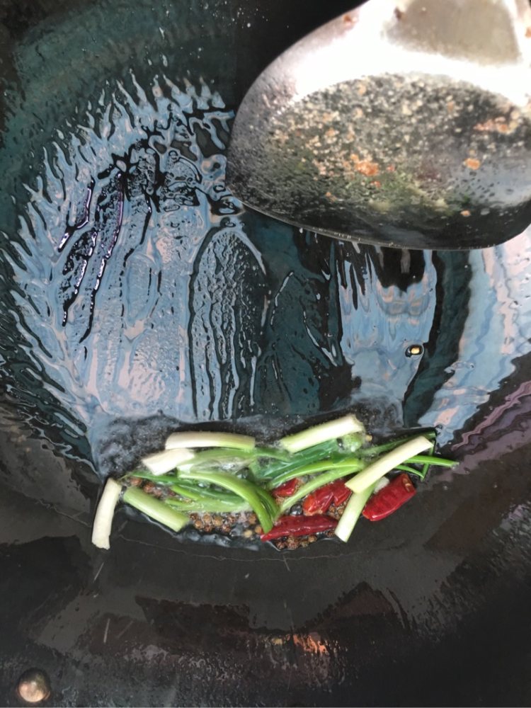 葱油拌海带丝步骤10