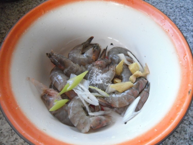 海鲜砂锅煲步骤4