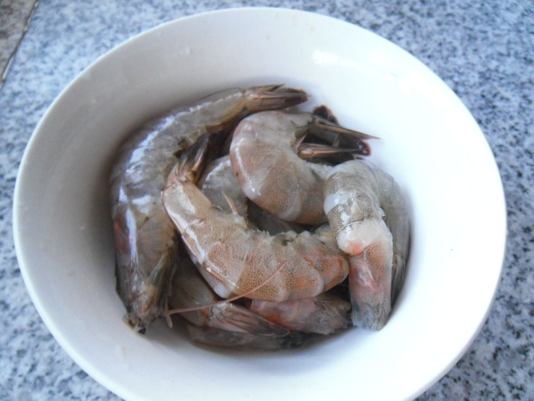 海鲜砂锅煲步骤3