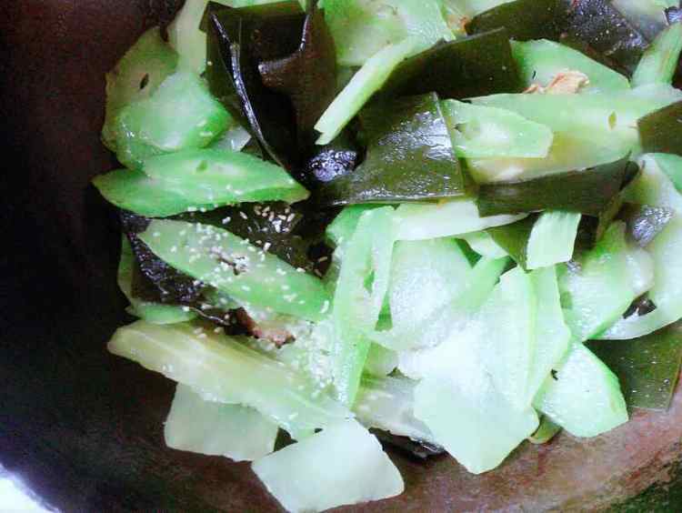 葱香莴笋海带#不忘初步骤9
