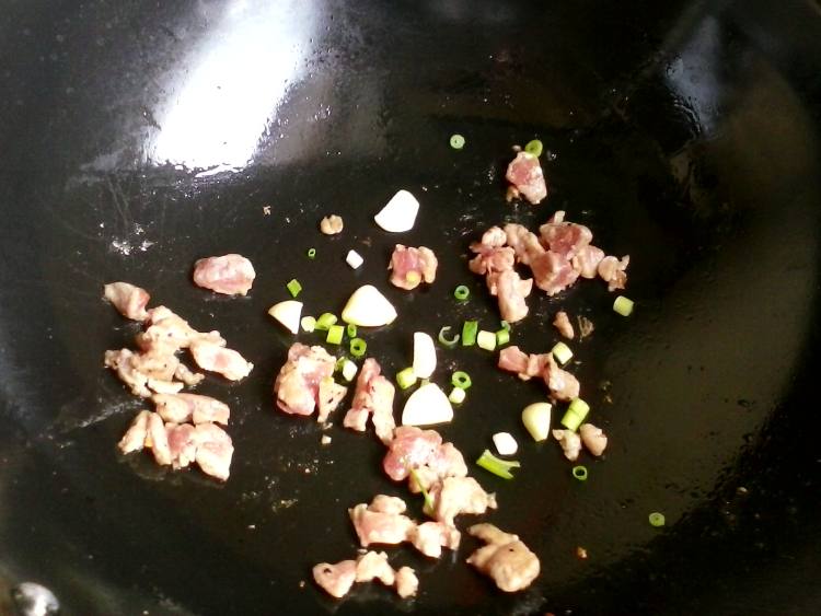 海带豆腐汤＃多效护理步骤2