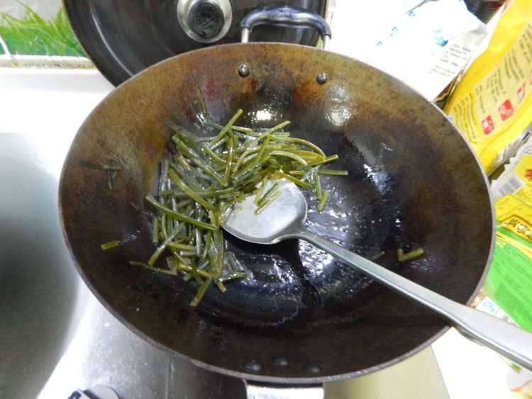 海带豆腐豆皮汤步骤4