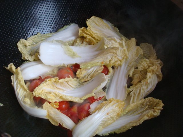 小白菜海带豆泡汤步骤3