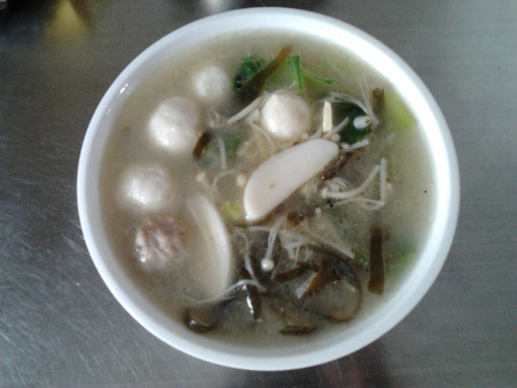 香菇丸海鲜汤步骤8