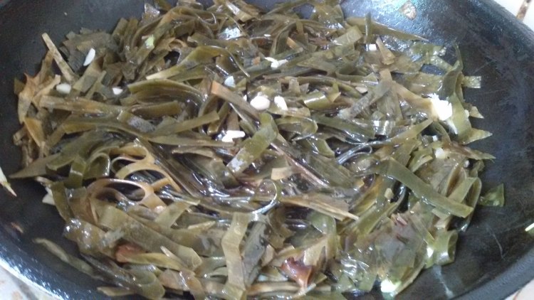青椒海带丝步骤6