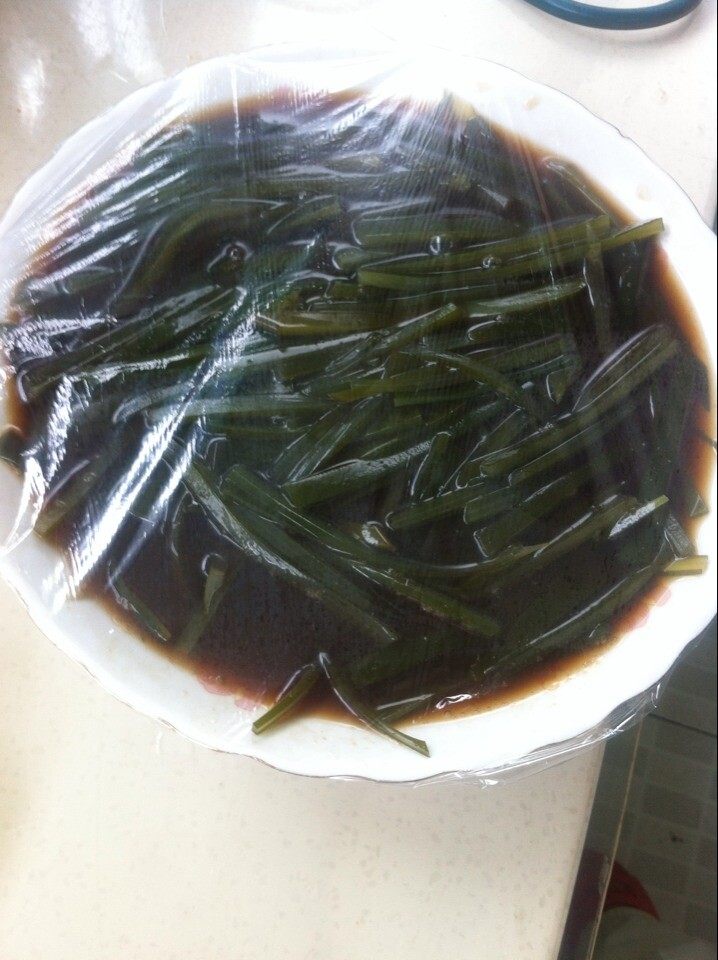 醋浸海带丝步骤7