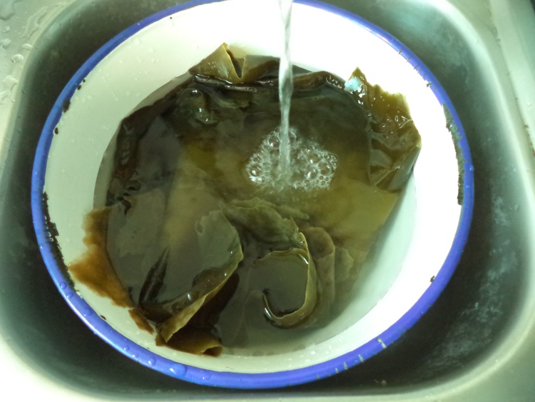 葱油海带丝步骤1