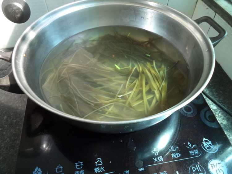 葱油海带丝步骤4