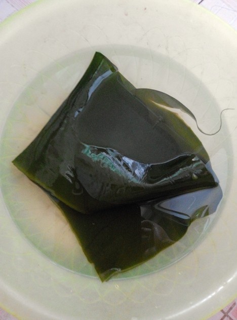 酸辣拌海带步骤1