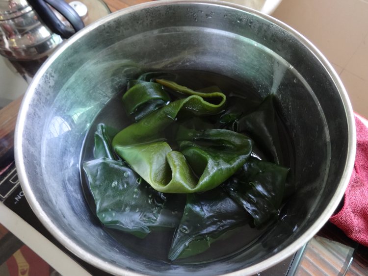 醋拌海带丝步骤2