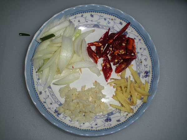 海带炒圆白菜步骤4
