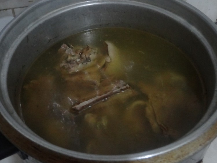 海带老鸭汤步骤6