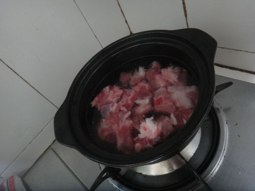 海带骨头黄豆汤步骤3