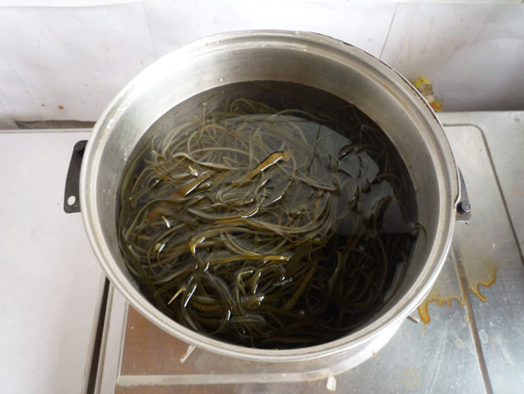 洋葱拌海带丝步骤3