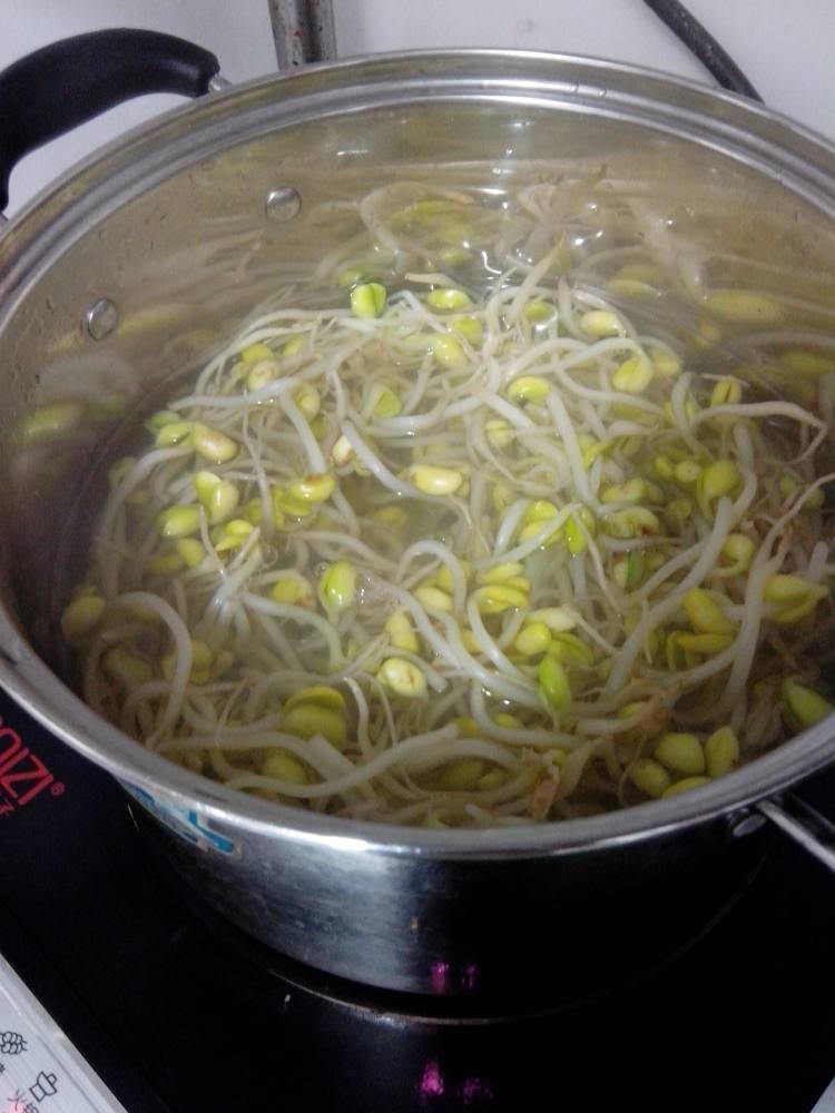凉拌杂菜步骤1
