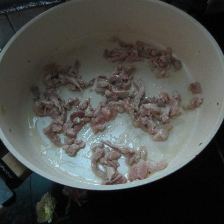 鸡蛋海带肉丝步骤4