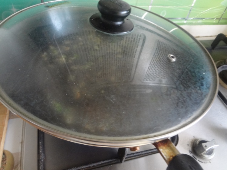 黄豆虾皮海带营养汤步骤6