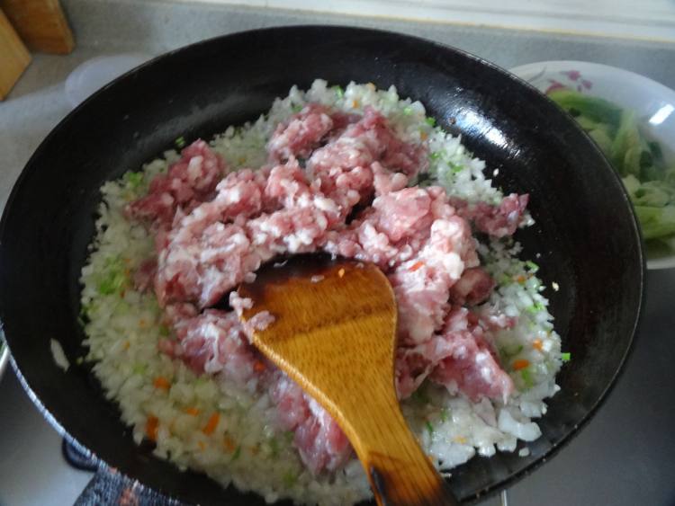 海带肉糜包步骤8