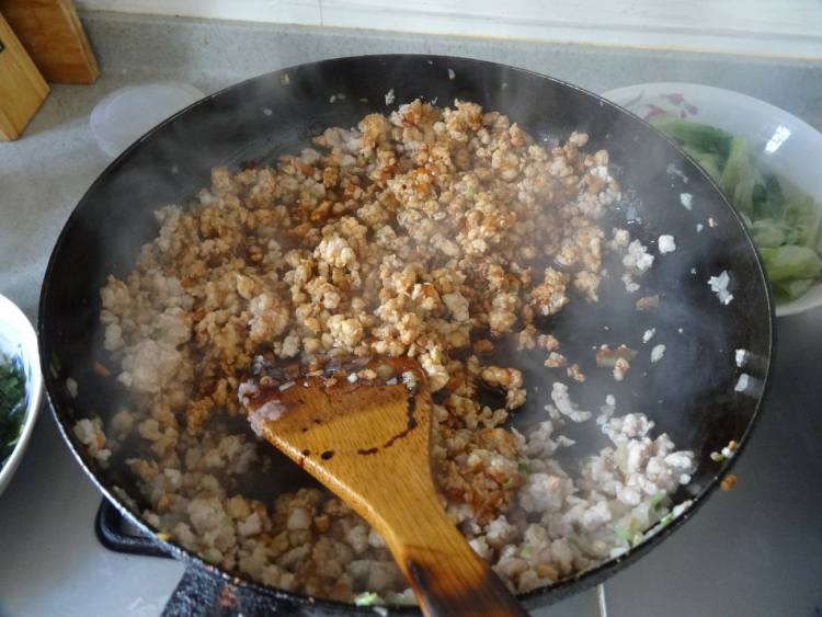 海带肉糜包步骤10