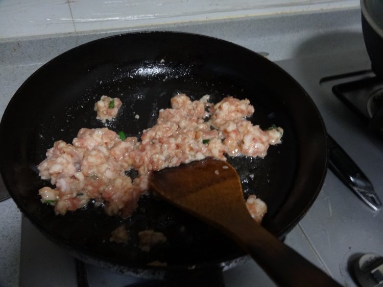 海带炒肉糜步骤5