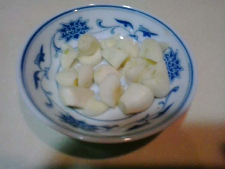 白菜烧肉炒海带步骤4