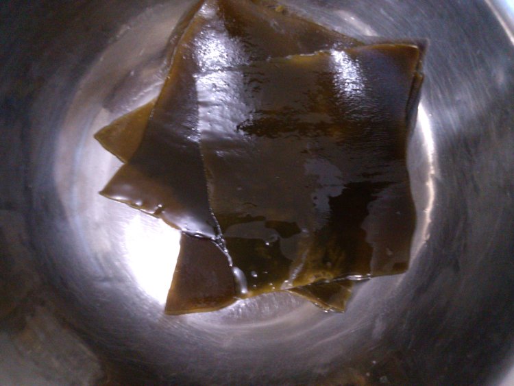 白菜海带炒鸡胗步骤1