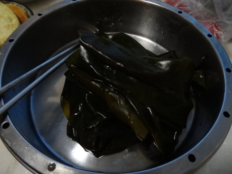 蒜蓉海带步骤1