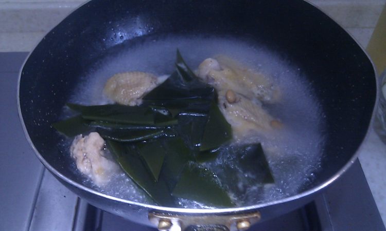 高汤毛豆海带步骤4