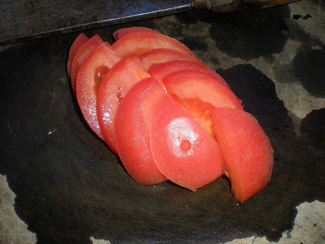 西红柿海带汤步骤1