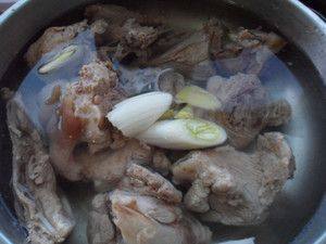 海带黄豆骨汤步骤5