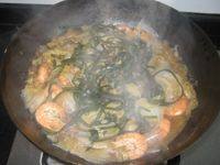 白菜海带炖大虾步骤7