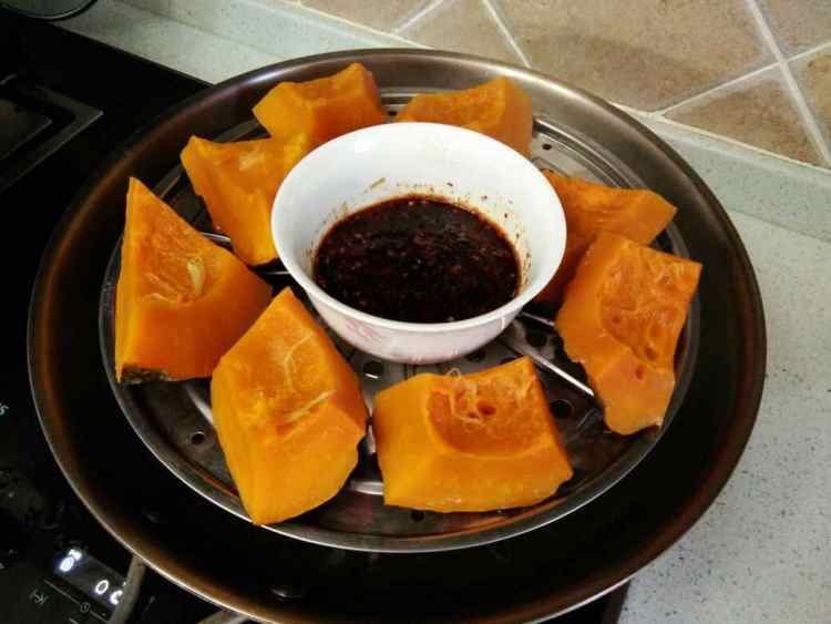 东北农家风味，蒸南瓜步骤10