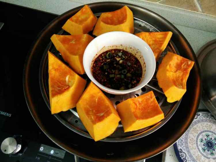 东北农家风味，蒸南瓜步骤8