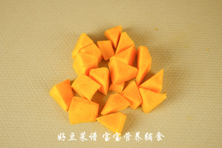 奶香南瓜意面步骤2