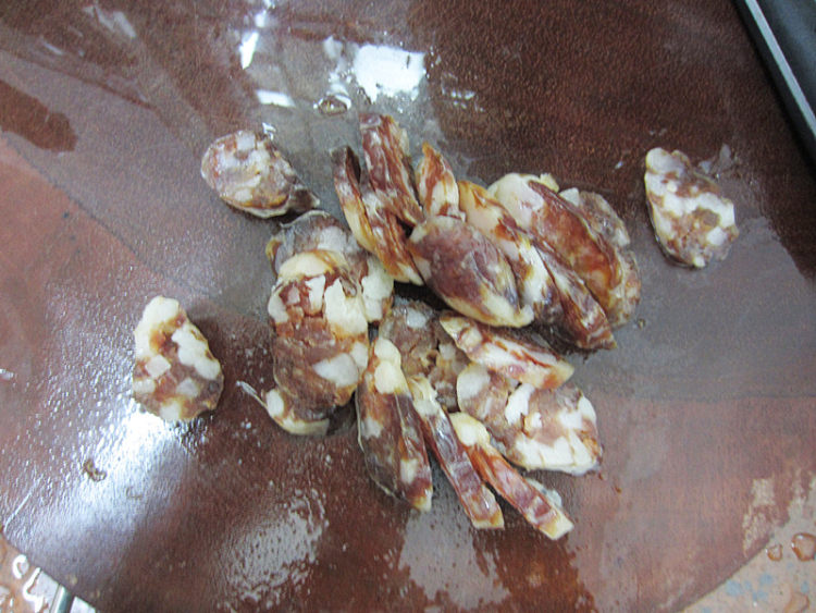腊肠蒸南瓜步骤4